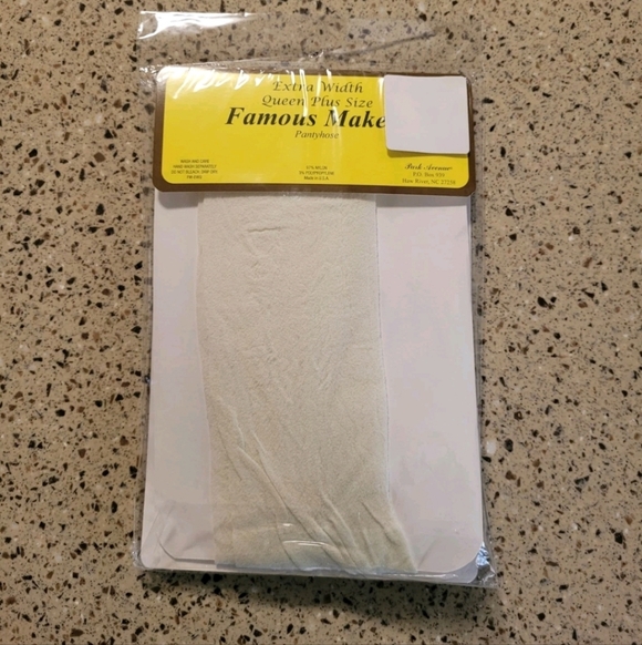 Vtg Pantyhose Queen Plus Size 5X-6X Fits 5'3-5'9 200-300lbs Sheer Off White NOS - Picture 3 of 6